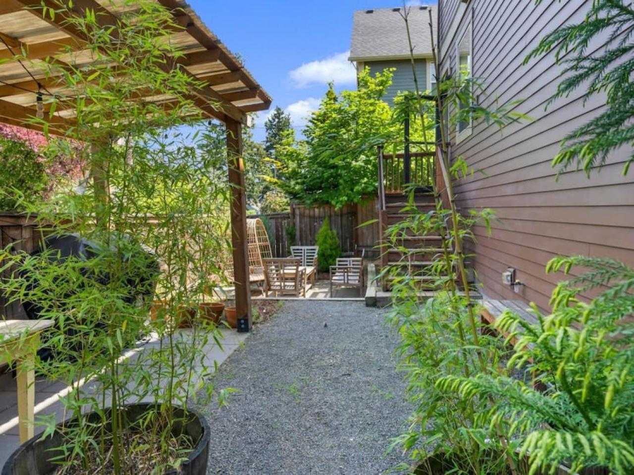 Urban Ne Pdx 3Bd Home Plus Bonus Room, Fenced Yard And Garage ポートランド エクステリア 写真